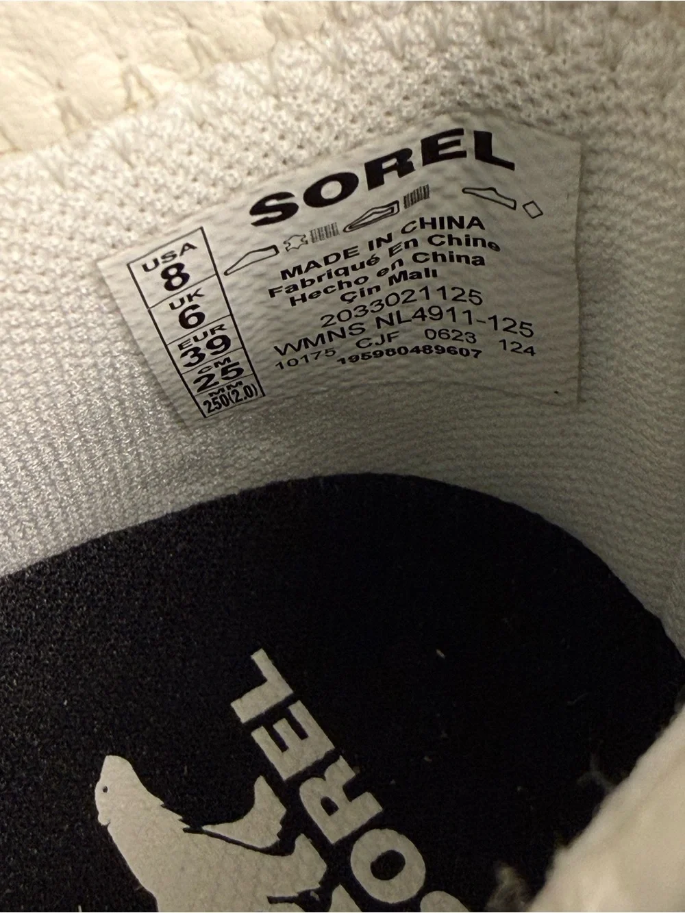 Sorel 🤍 out